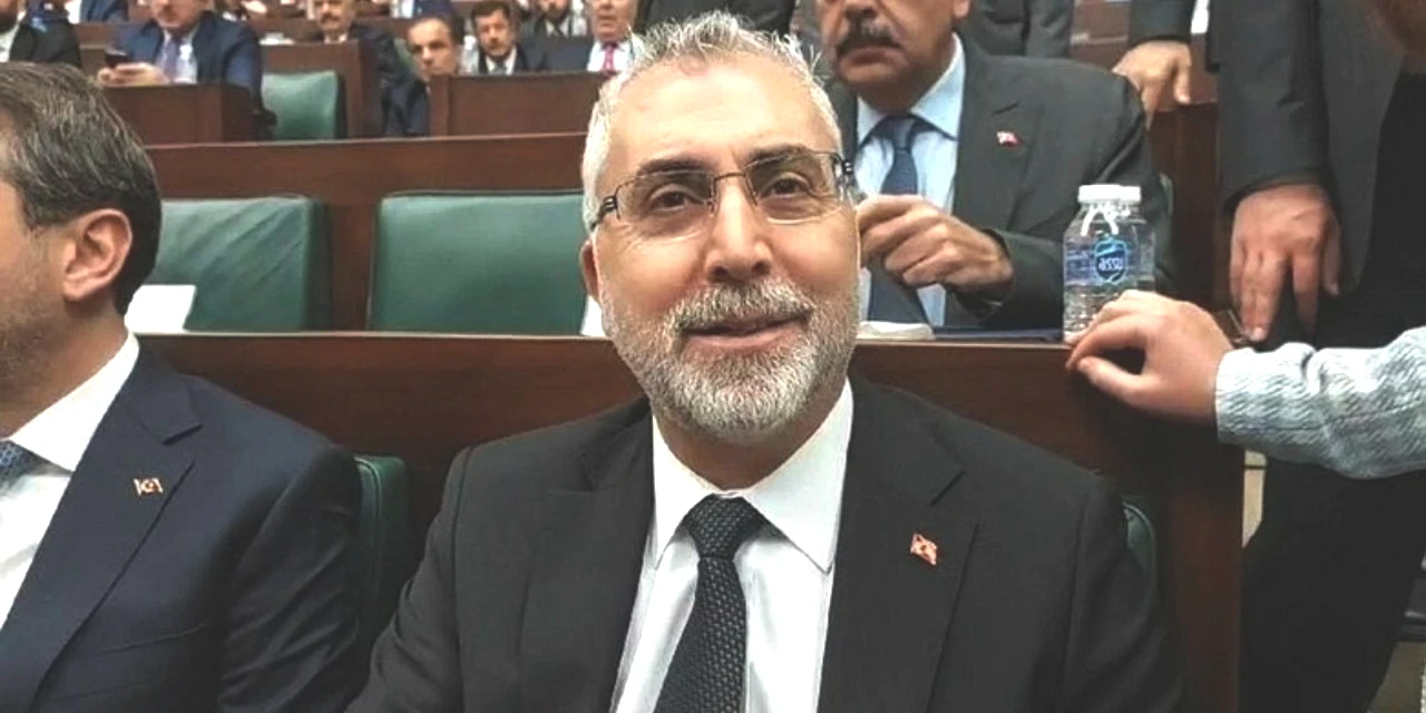 asgari-ucrete-zam-kararini-acikladi-alt-alta-koyunca-sonuc-ortaya-cikti-4.jpg