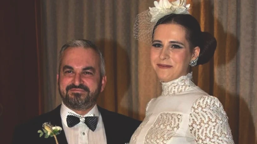 Hatemi Ailesinde Büyük Kriz! Kezban Hatemi ile Gelini Mahkemelik Oldu! 1 Ay Boyunca Konuşma Yasağı Aldı - Resim: 4