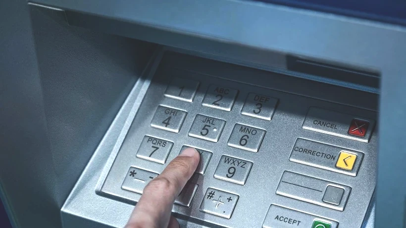 ATM Kullananlara Kritik Uyarı: Kartınızı Sakın Bu Şekilde Takmayın - Resim: 4