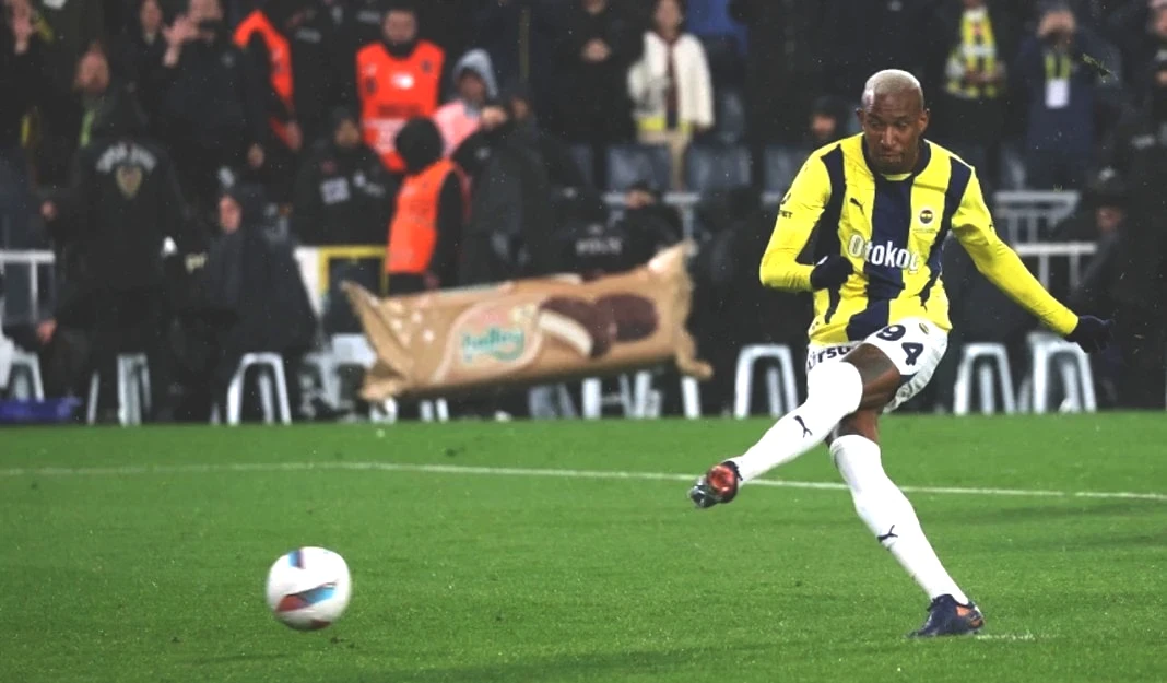 8170-talisca-sov-yapti-fenerbahce-4-trabzonspor-1-jpg-kopyasi-001.jpg